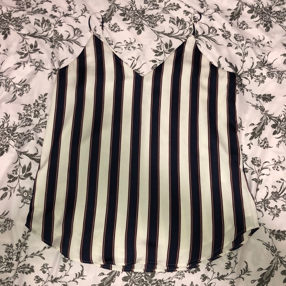 EXPRESS Top